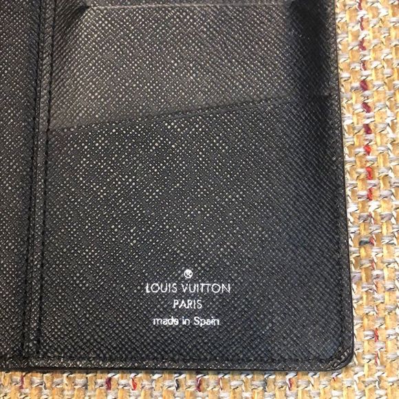 LOUIS VUITTON Black Epi Leather Porte Feiulle Brazza Long Bifold Wallet CA1148 - Picture 10 of 17